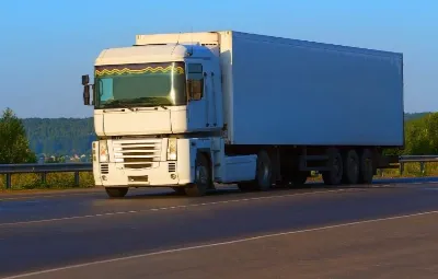 İzmir ile Mut Arası Öğrenci Eşyası Taşıma